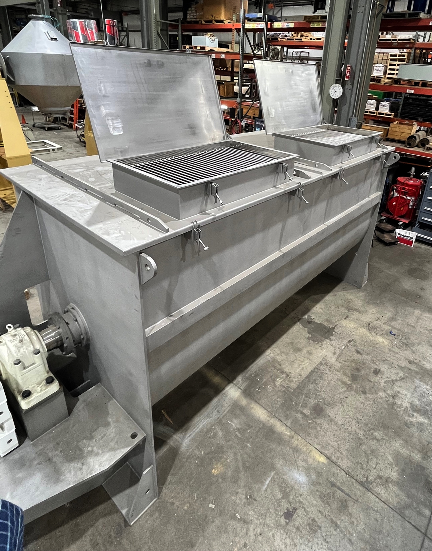 RB-375 both loading covers open2025-11-07 09-45-58.jpg